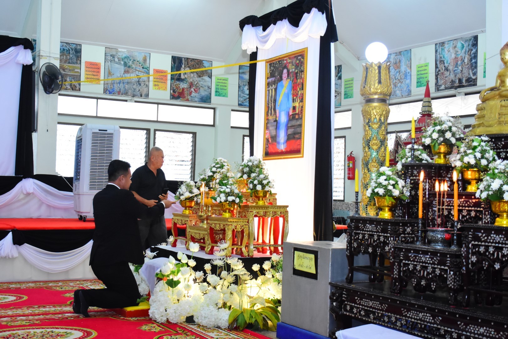 หน่วยงานในสังกัดกระทรวงศึกษาธิการ ในพื้นที่จังหวัดยะลา ร่วมเป็นเจ้าภาพสวดพระอภิธรรมอุทิศถวายพระราชกุศล แด่สมเด็จพระบรมราชชนนีพันปีหลวง&nbsp;&nbsp;