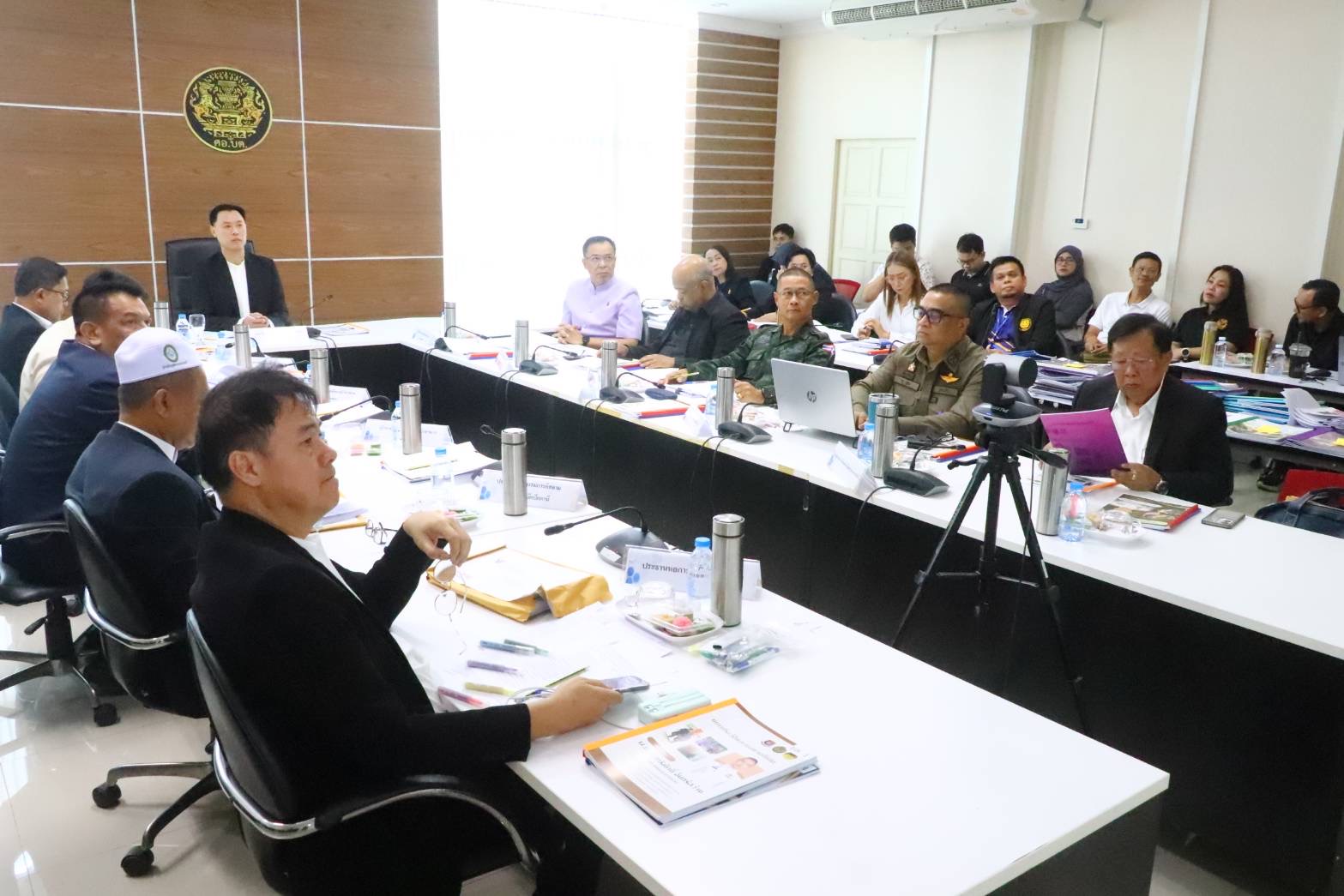 เฟ้นหา &lsquo;คนดีศรีชายแดนใต้&rsquo; ศอ.บต. จับมือ 5 จังหวัดคัดเลือกผู้มีผลงานดีเด่น ปี 69 เตรียมเข้าเฝ้าฯ รับพระราชทานเข็มรางวัล ก.ย. นี้ &nbsp;