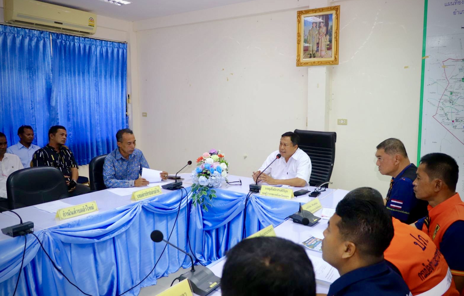 จ.ยะลา ตั้งรับน้ำท่วมปี 69&nbsp;ร่วมถกแผนอพยพ &ldquo;ตำบลลำใหม่&rdquo; ชี้จุดเสี่ยงรับน้ำต่อจากลำพะยา หากหนุนระบายช้า ขีดเส้นตายทุกหน่วยส่งแผนก่อนตุลาคมนี้